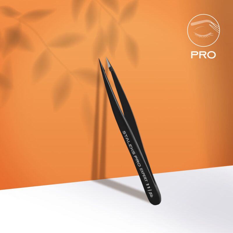 <b>Staleks Pro</b><br>Пинцет для бровей черный EXPERT 11 TYPE 5b